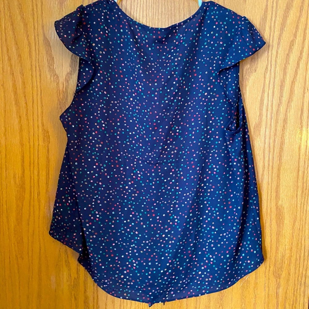 Button down shirt - Picture 2 of 3